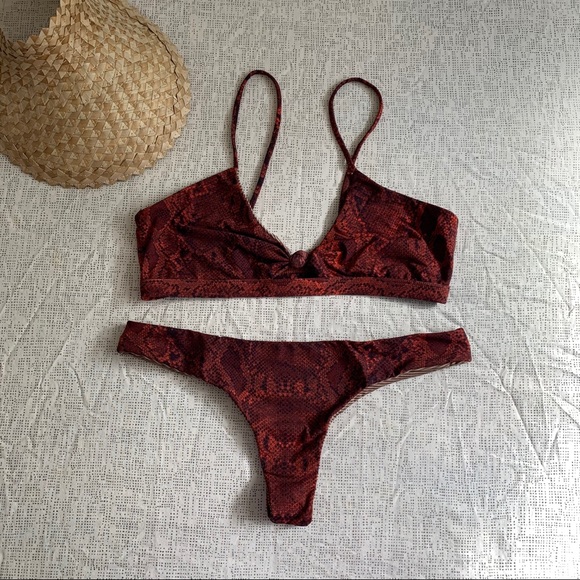 Acacia Amber Python Set - Picture 1 of 3